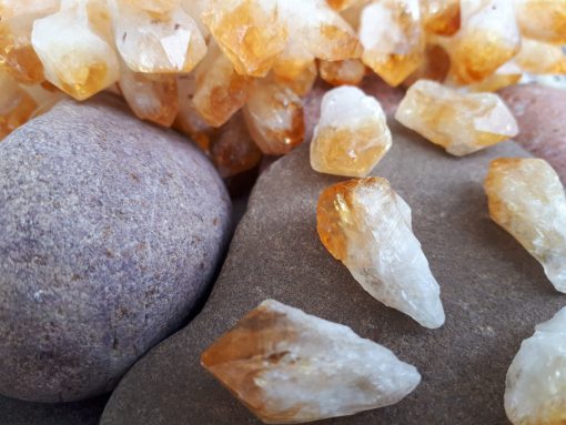 Tumbled Citrine Pebble – Pocket Stone – Natural Crystal Gemstone -Yellow Crystal Stone – Citrine palm stone – Raw Citrine November Birthstone