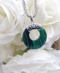 protective stones for Scorpio - protection stones crystals. protective stones for the home. Malachite pendant necklace. Round Pendant Necklace